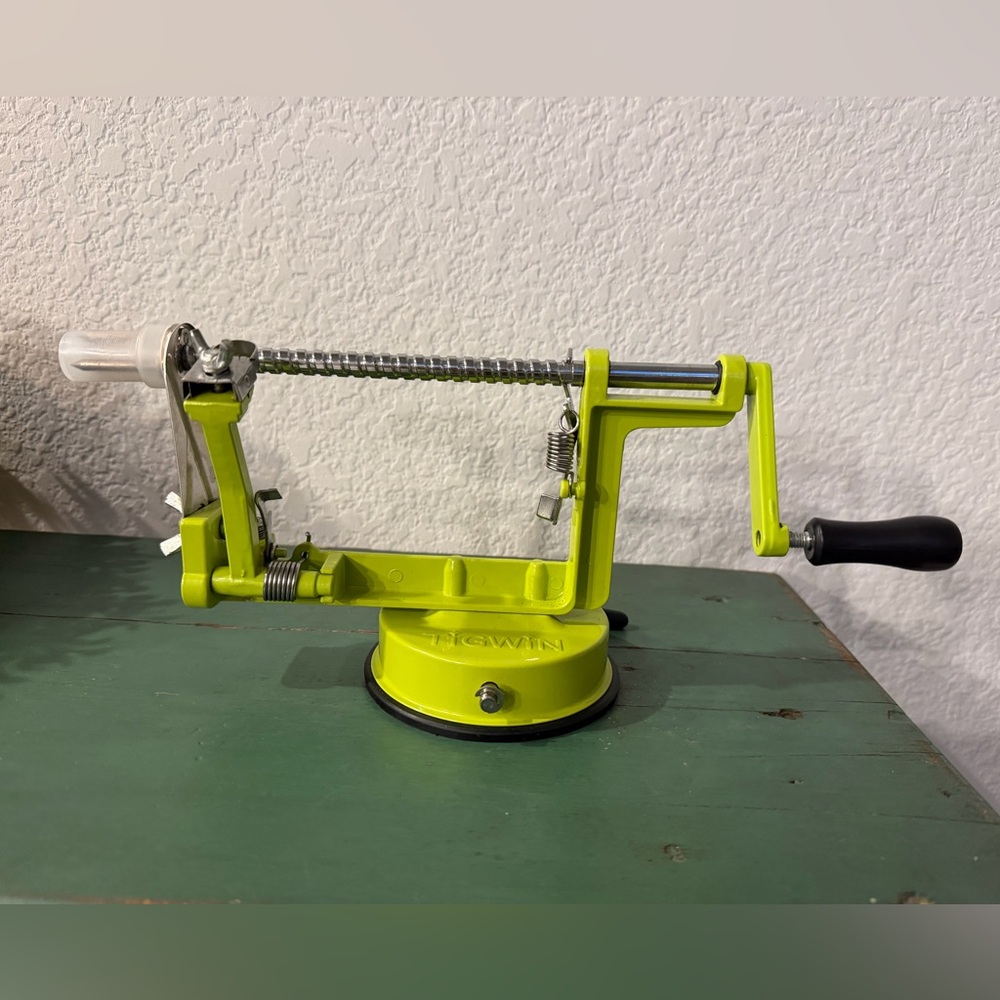 Green Apple Peeler and Corer